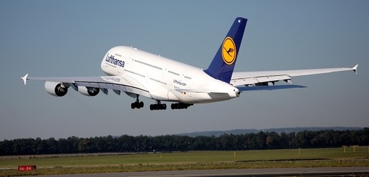 Letadlo německé letecké společnosti Lufthansa.