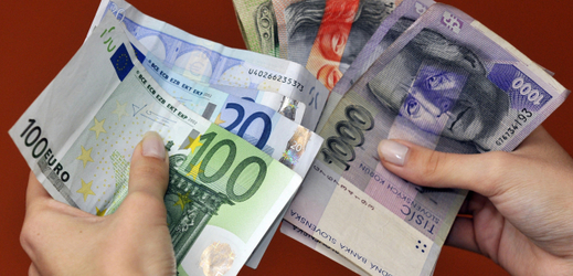 Společná evropská měna nahradila slovenskou korunu.