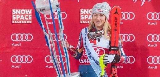 Mikaela Shiffrinová se pomalu začíná vyrovnat lyžařským legendám.