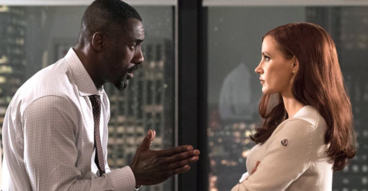 Idris Elba a Jessica Chastainová ve filmu Velká hra.