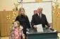 Prezidentský kandidát Michal Horáček spolu s rodinou odevzdal v Roudnici nad Labem svůj hlas.