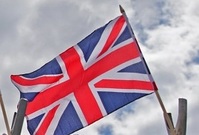 Vydražen byl kousek britské zástavy, která údajně vlála nad vlajkovou lodí admirála Nelsona.