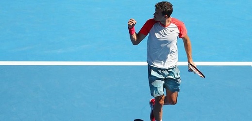 Grigor Dimitrov postupuje do osmifinále Australian Open.