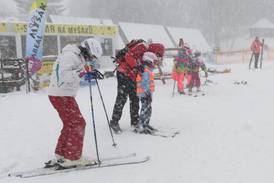 Ve středních Čechách se stále lyžuje na Monínci, Vysočina nabídne lyžařům nejméně šest sjezdovek.