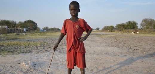 Mladý chlapec žijící v Jižním Súdánu. 