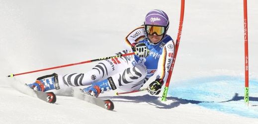 Viktoria Rebensburgová obří slalom těsně vyhrála.