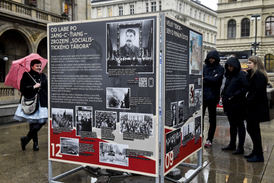 Ukázka z pražské putovní výstavy Komunismus a jeho epocha.