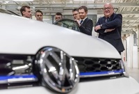 Volkswagen už není nejprodávanější v kategorii osobních a lehkých užitkových vozů.