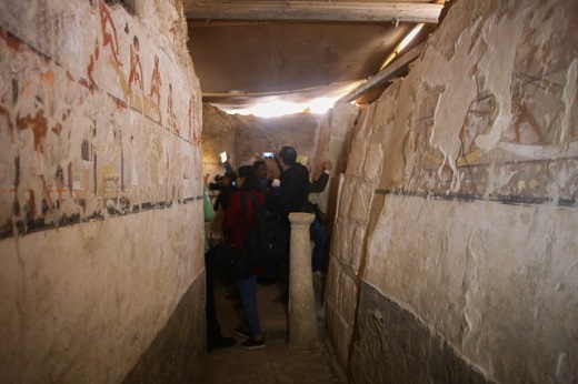 Nález hrobky v Egyptě.