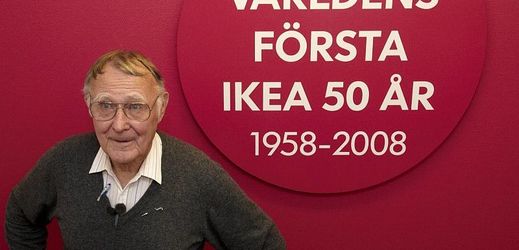 Zakladatel firmy IKEA Ingvar Kamprad zemřel ve věku 91 let. 