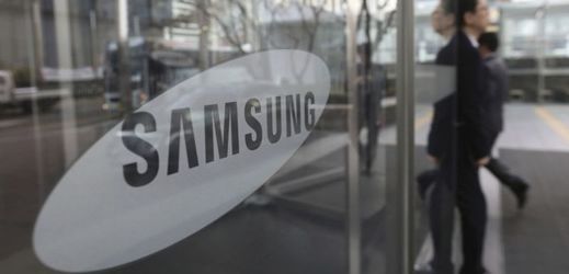 Íránci i Severokorejci mobilní telefony Samsung nedostanou.