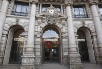 Unicredit bank v Miláně.