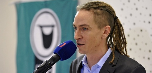 Předseda strany Ivan Bartoš. 