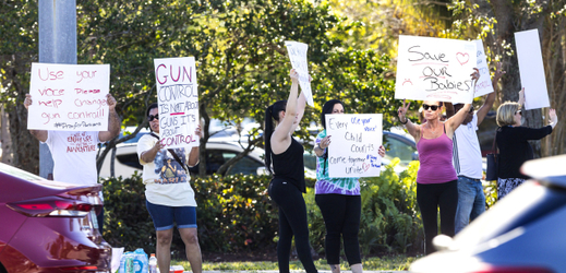 Protest konající se jenom pár dní po střelbě ve floridské škole. 