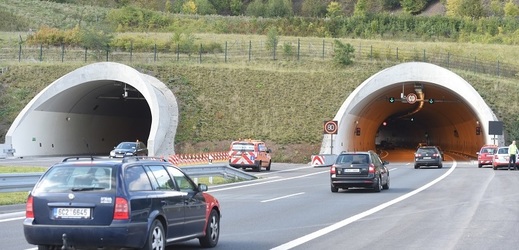 Tunel na dálnici D8 (ilustrační foto).