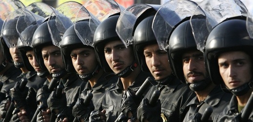 Íránská policie.