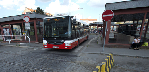 Autobusové nádraží (ilustrační snímek).