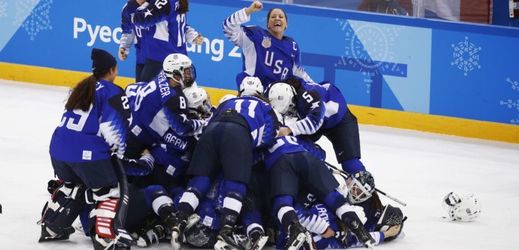 Americké hokejistky se po dvaceti letech dočkaly olympijského zlata.