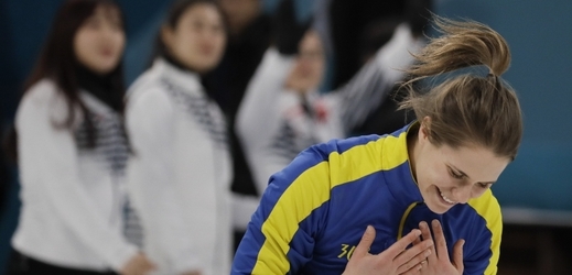 Švédské curlerky porazily Koreu a slaví olympijské zlato.