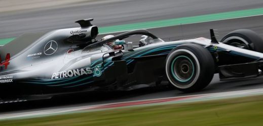 Brit Lewis Hamilton byl nejrychlejším jezdcem na okruhu v Barceloně.