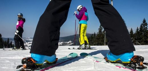 Většina českých skiareálů hlásí ideální lyžařské podmínky.