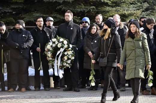 Rozloučení se zavražděným novinářem v obci Štiavnik.