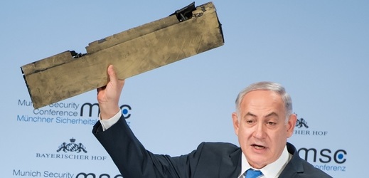 Izraelský premiér Benjamin Netanjahu je vyšetřován pro podezření z korupce.