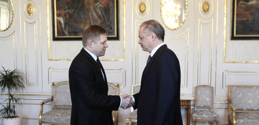 Předseda vlády Robert Fico (vlevo) a prezident Slovenska Andrej Kiska.
