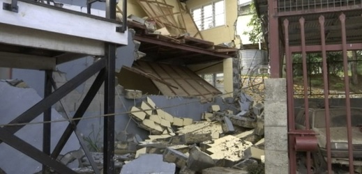 Papuu Novou-Guineu poničilo silné zemětřesení.