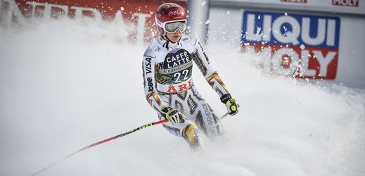 Ester Ledecká působí na lyžích stále lepším dojmem.