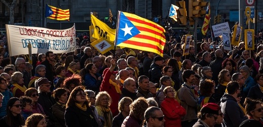 Katalánci se vydali do ulic.