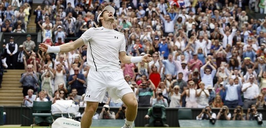 Andy Murray se vrací po zranění, nevylučuje ani účast ve Wimbledonu.