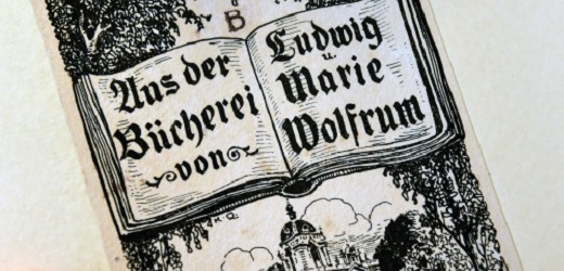 Knižní značky upomínaly na majitele knihy.