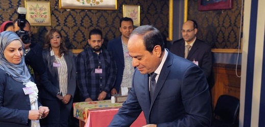 Znovuzvolený egyptský prezident Abdal Fattáh Sísí.