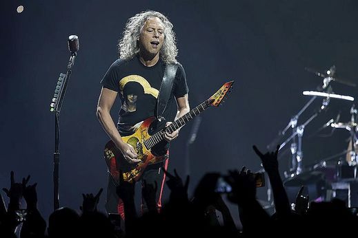 Na snímku je kytarista Kirk Hammett.