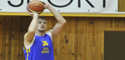 Basketbalista Ondřej Balvin byl zvolen nejlepším pivotem Evropského poháru.