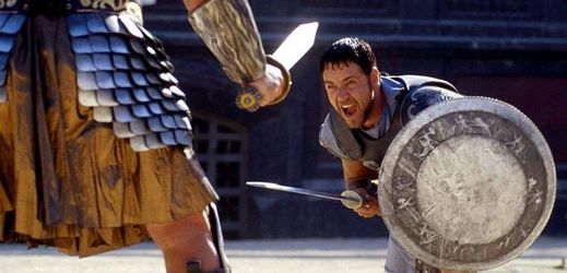 Herec Russel Crowe ve filmu Gladiátor.