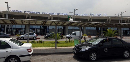 Alžírské letiště.