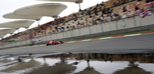 Sebastian Vettel zvítězil v kvalifikaci na VC Číny.