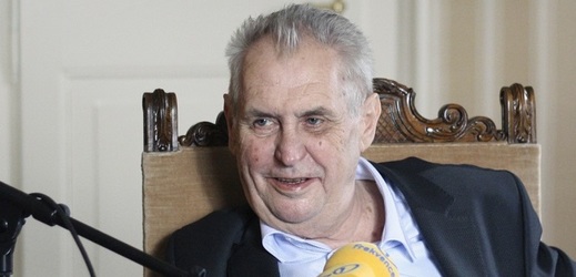 Miloš Zeman při rozhovoru.