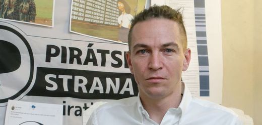 Šéf Pirátské strany Ivan Bartoš.