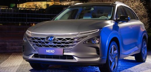 Poprvé v ČR byl k vidění vodíkový elektromobil Hyundai Nexo.