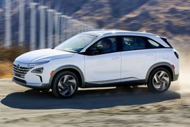 Značka Hyundai vyvinula model Nexo, který pohání palivové články.
