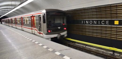 Pražské metro, zastávka Jinonice na lince B.