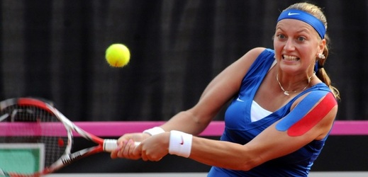 Semifinále tenisového Fed Cupu otevře duel Petry Kvitové s Julií Görgesovou.