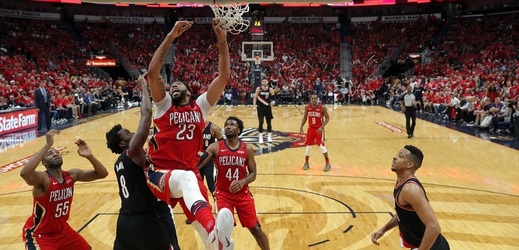 Basketbalisté New Orleans porazili Portland a slaví postup. 