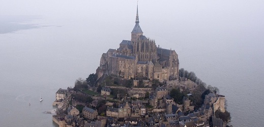 Mont-Saint-Michel.