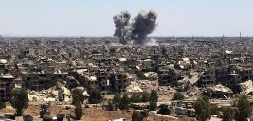 Bombardování Idlib.