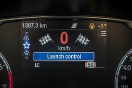 Nová funkce Launch Control pomůže řidičům nové Fiesty ST k co nejrychlejšímu startu.