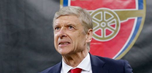 Arséne Wenger naznačil, že odchod z Arsenalu nebyl přímo z jeho hlavy.
